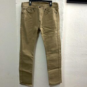 510 Levi’s Skinny Jeans